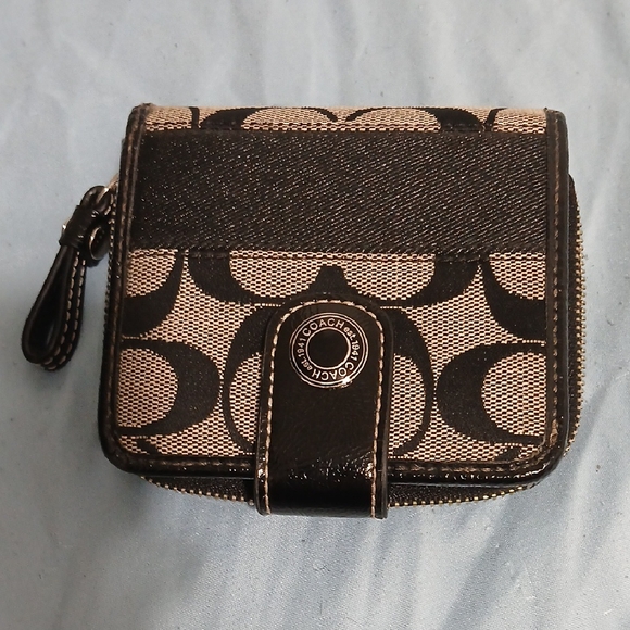 Coach Signature Black and Tan Compact Wallet - Picture 1 of 6
